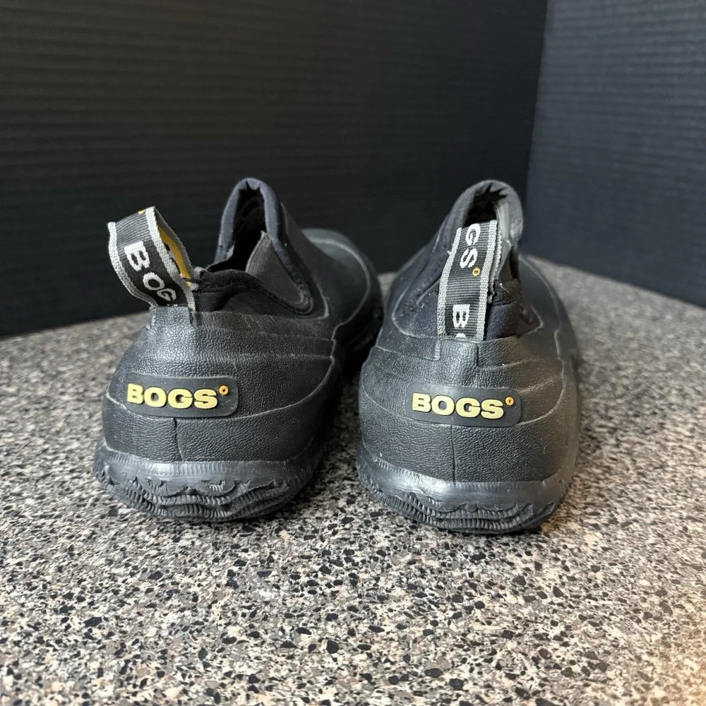 BOGS Shoes Mens 12 Black Waterproof Slip‎ On Urban Walker